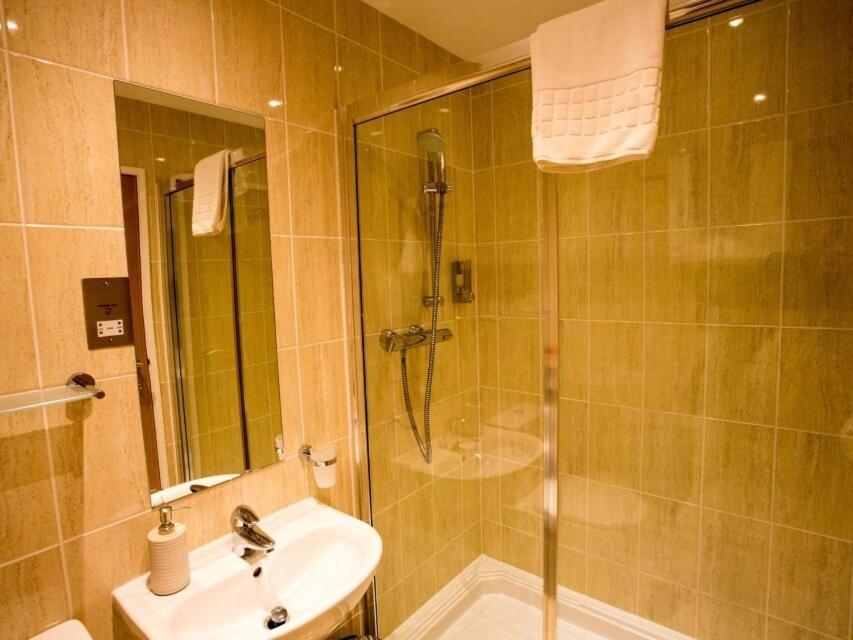 Bath House Hotel Chard Kültér fotó